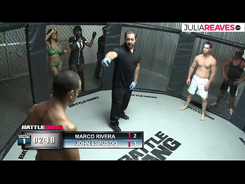 ❤️ Ultimate Fighter ቀለበቱ ውስጥ ከተጣላ በኋላ አንዲት ቁጥር ሴትን ትበዳለች። ❤ በፖርኖ %am.91sesex101.top